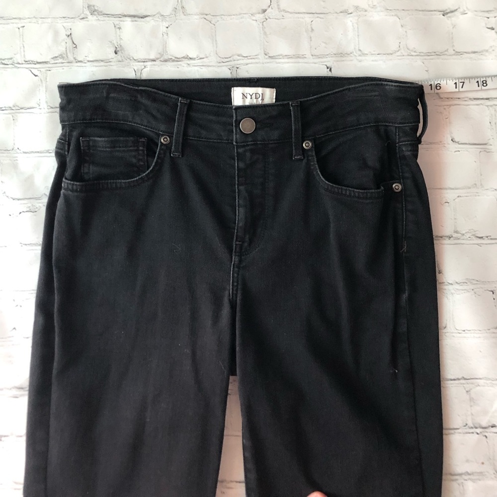 Nydj size 4. C10